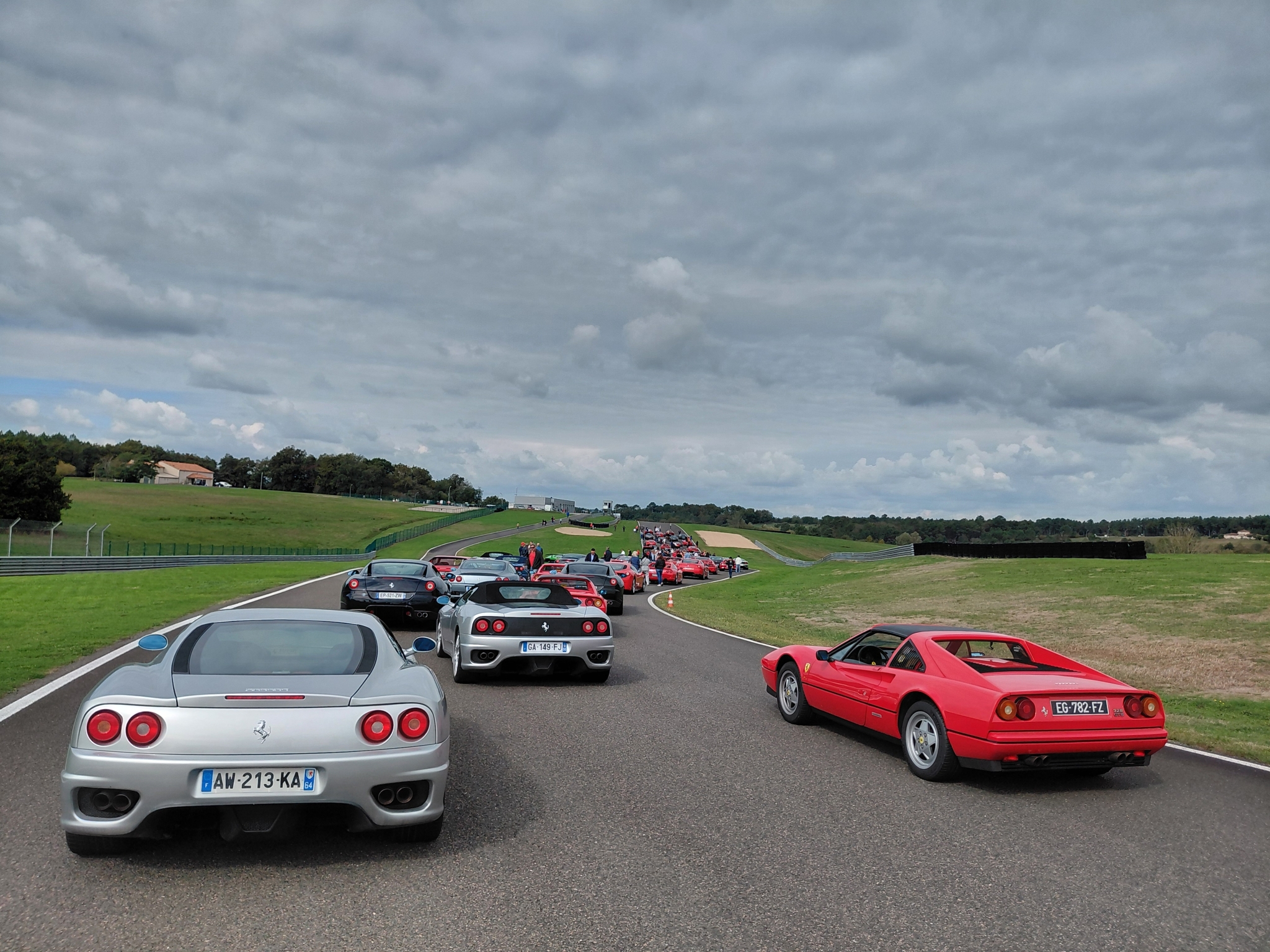 Meeting FERRARISTA SEPTEMBRE 2025 Cognac CHARENTE (62).jpg