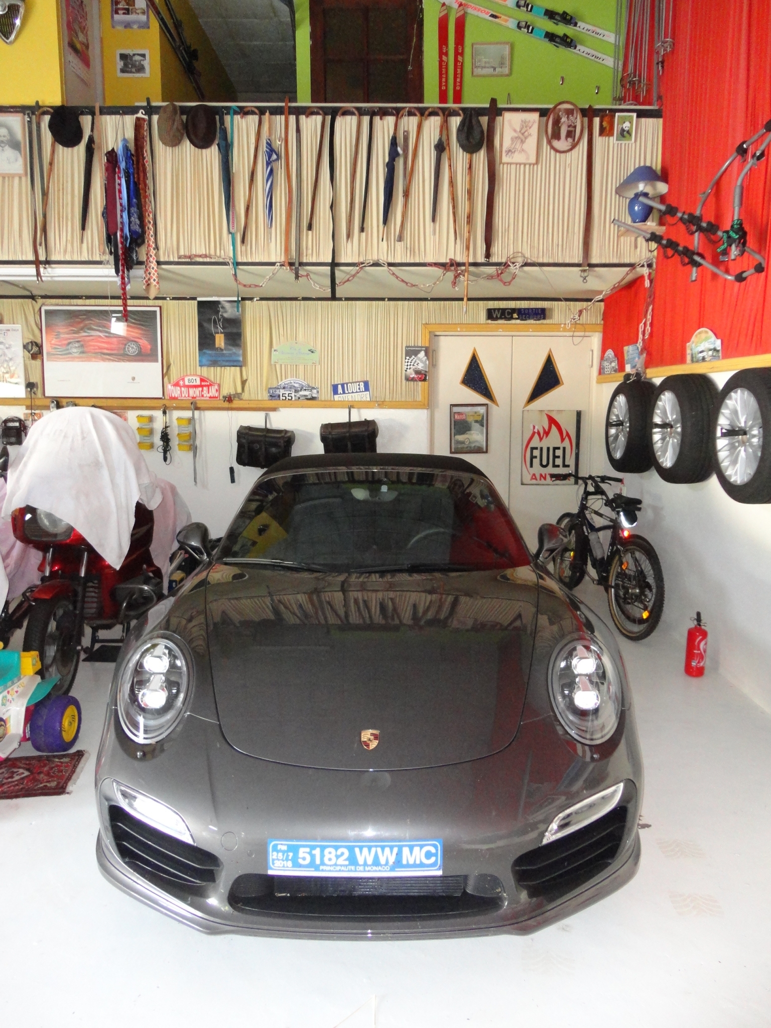 991 Turbo S AV3.jpg