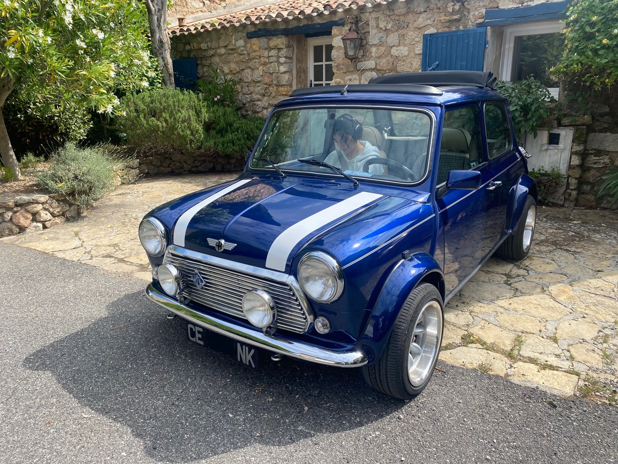 mini.jpg.ef109c6fc45a2ff8e42c531f729099f7.jpg