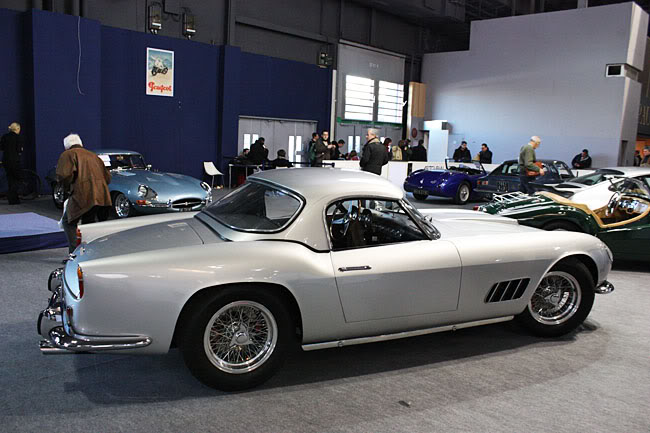 Ferrari_250_GT_California_1.jpg