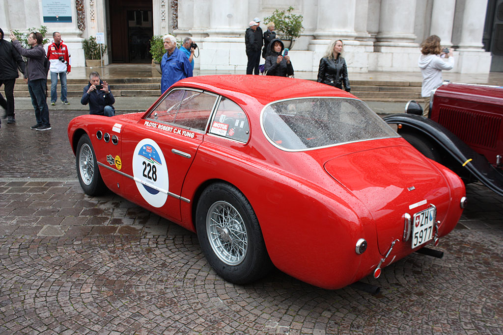 Ferrari-225S-Side.jpg