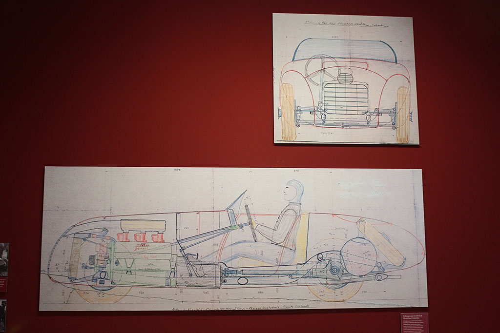 Plan-Ferrari-125-S-Big.jpg