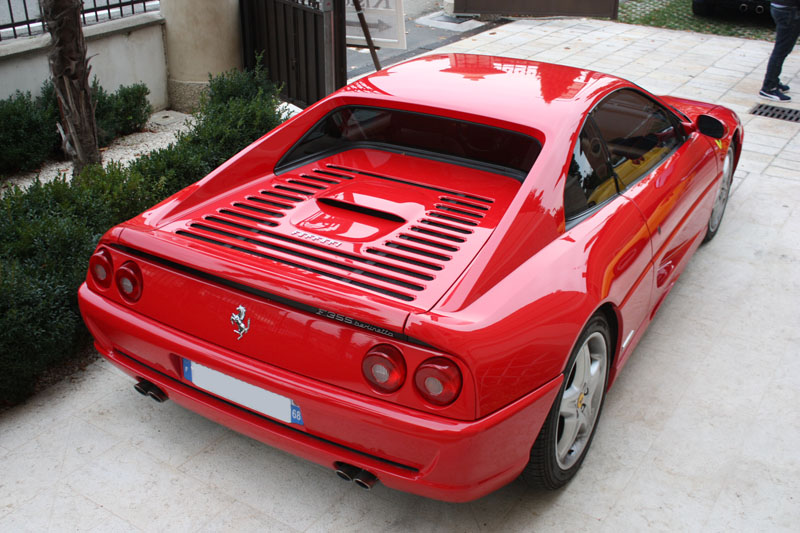 Ferrari-F355-Maranello.jpg