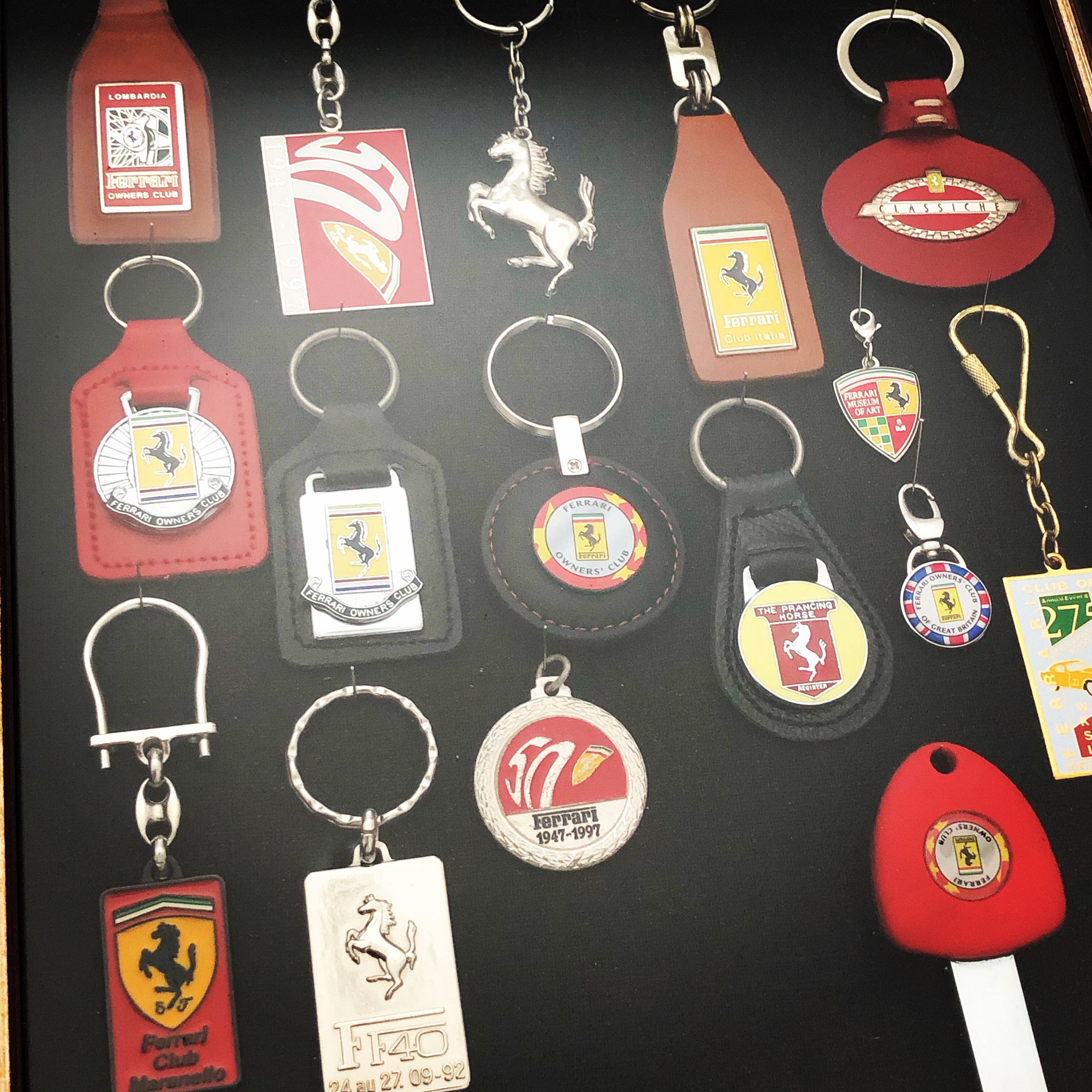 Qui fait collection de porte-clés ? - Discussions générales Ferrari -   - Ferrari Owners Only