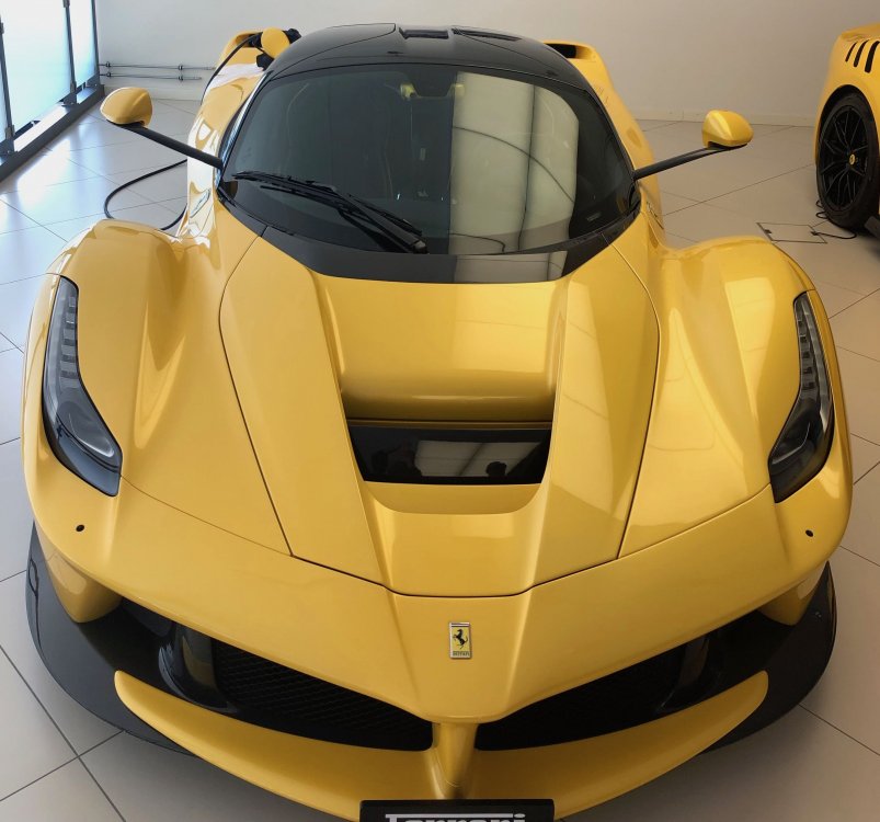 LaFerrari.jpg