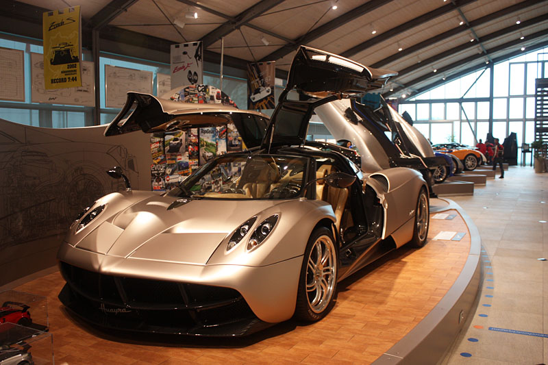 Pagani-Huayra.jpg