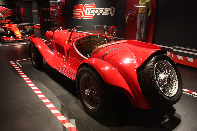 Alfa-Romeo-8C-Museo.jpg