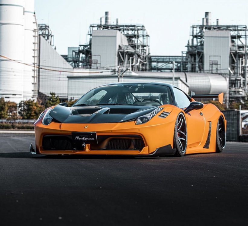 carbon-liberty-walk-ferrari-458-is-simply-the-zest-looks-enzo-like_1.jpg