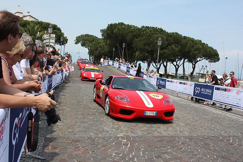 Ferrari-Challenge-Stradale-1000-Miglia.jpg