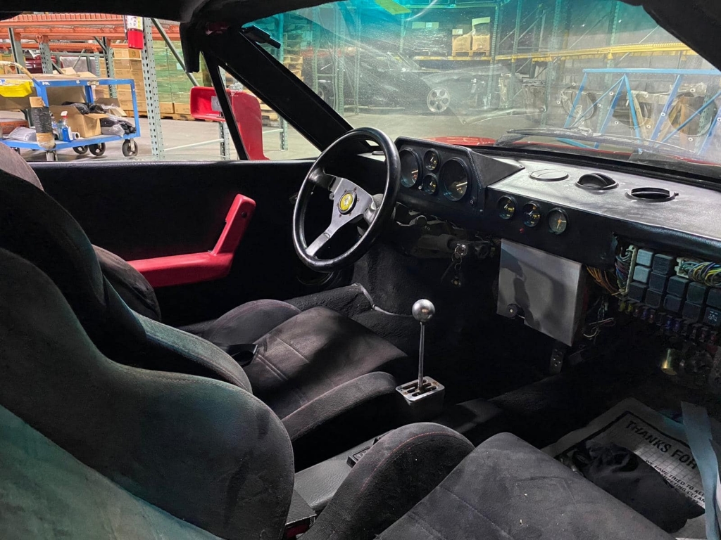 1987 Carpenter Interior.jpg