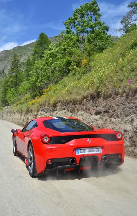 458-Speciale.jpg