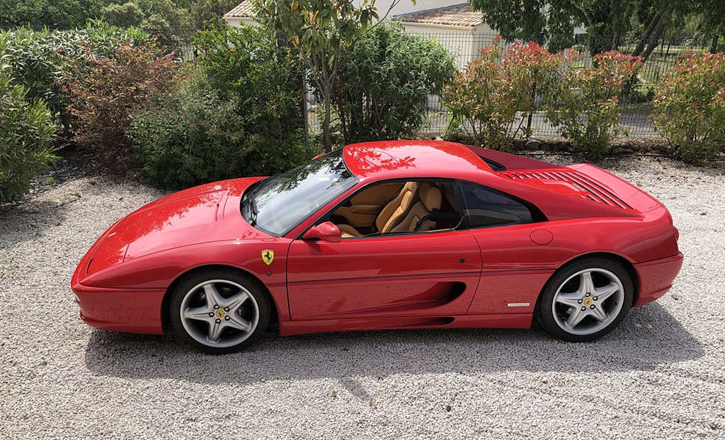 Ferrari-F355-Side.jpg