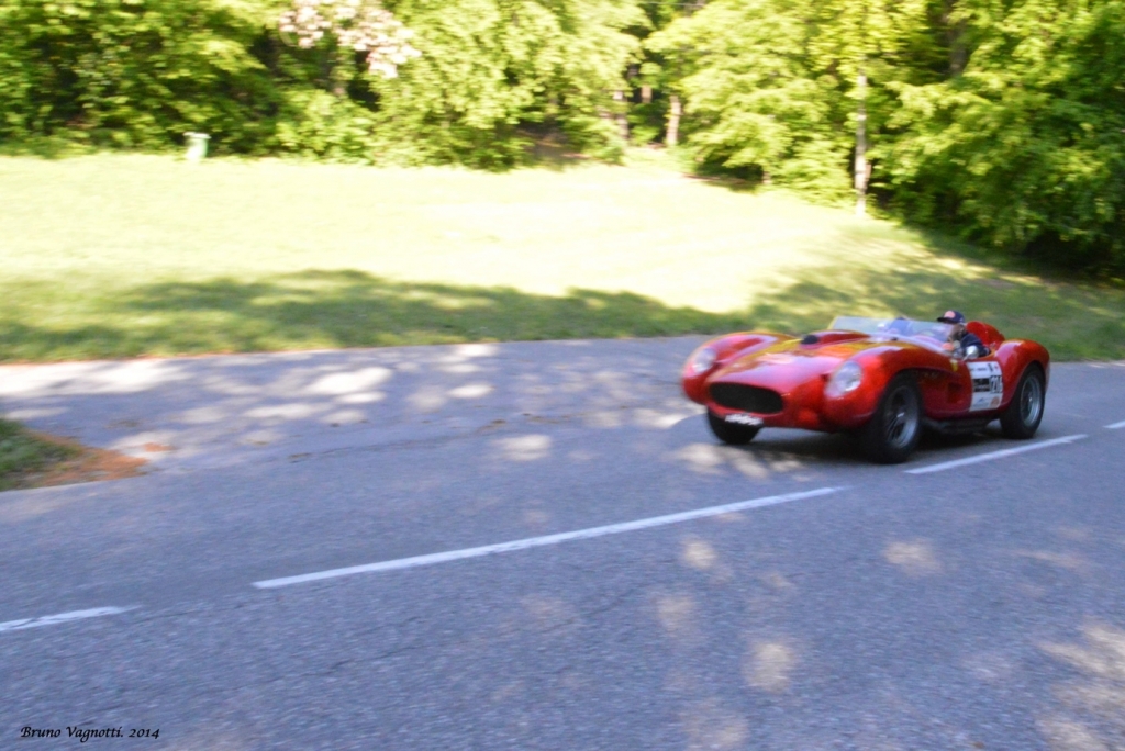 330 GT 2+2-7697-(250 Testa Rossa)-Alexander & Shirley Van der Lof-Annecy Semnoz Tulippe Rallye 2014-044.jpg