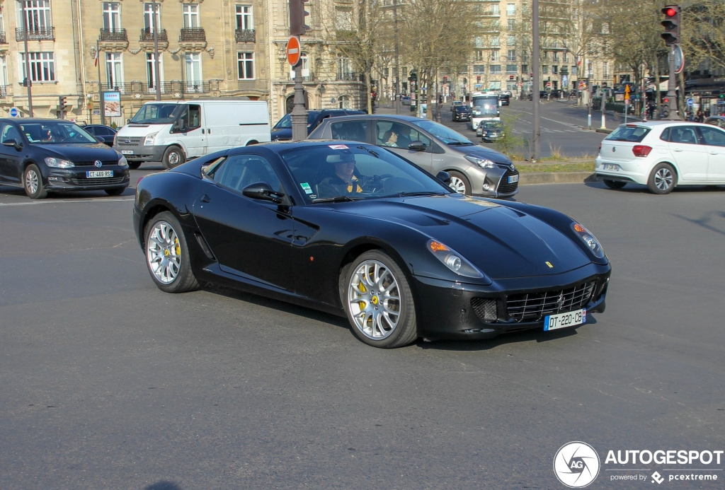 ferrari-599-gtb-fiorano-c815702042022173439_7.thumb.jpg.16ce12a920b0cbdb77cfc6a7d5f11601.jpg