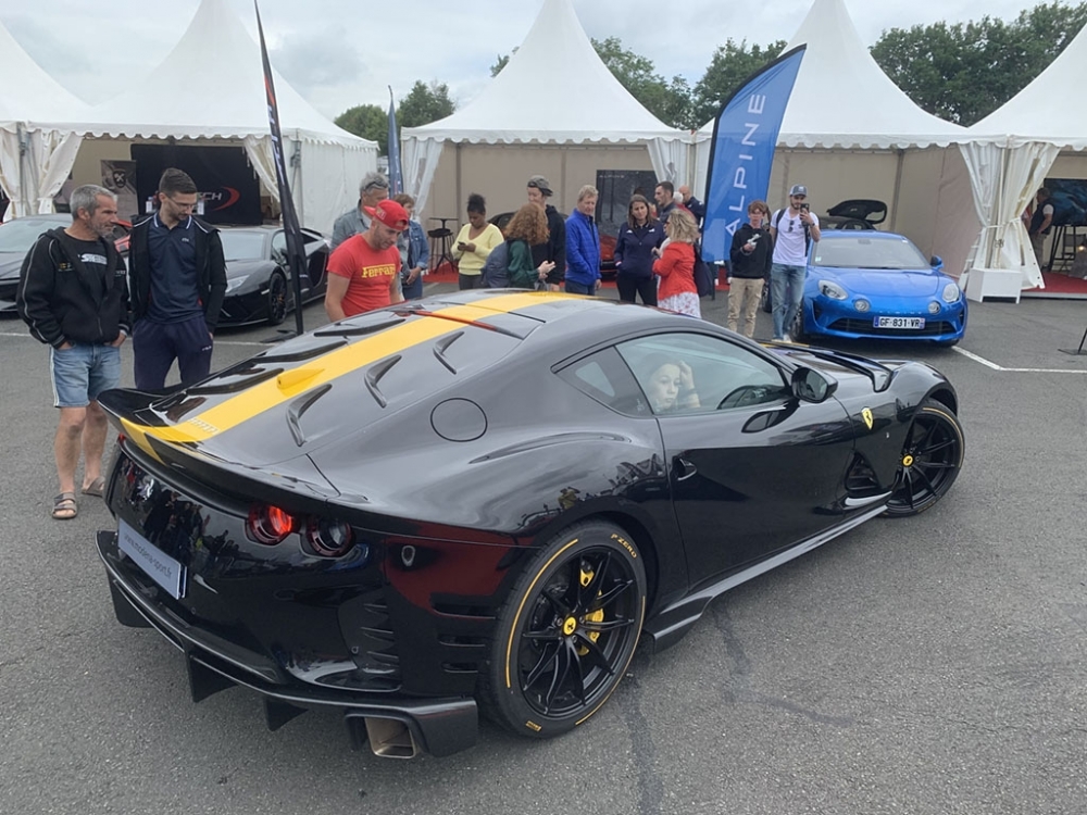 Ferrari-812-Competizione.jpg