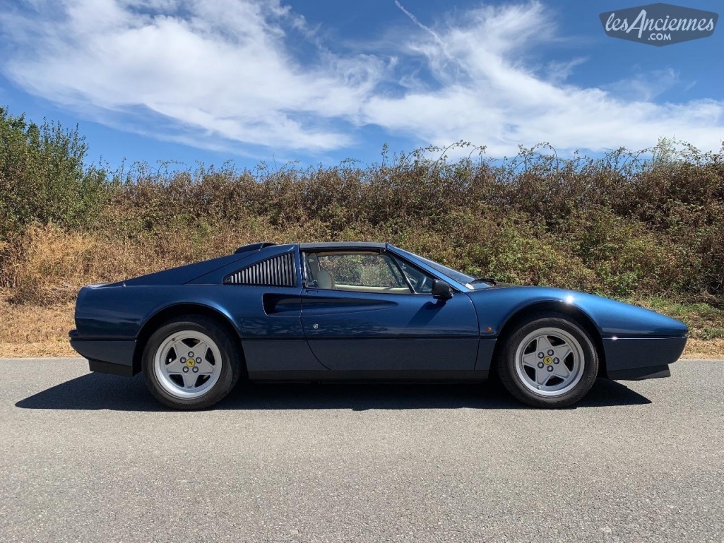 70279_2022_August_Classic_Cruising.jpg