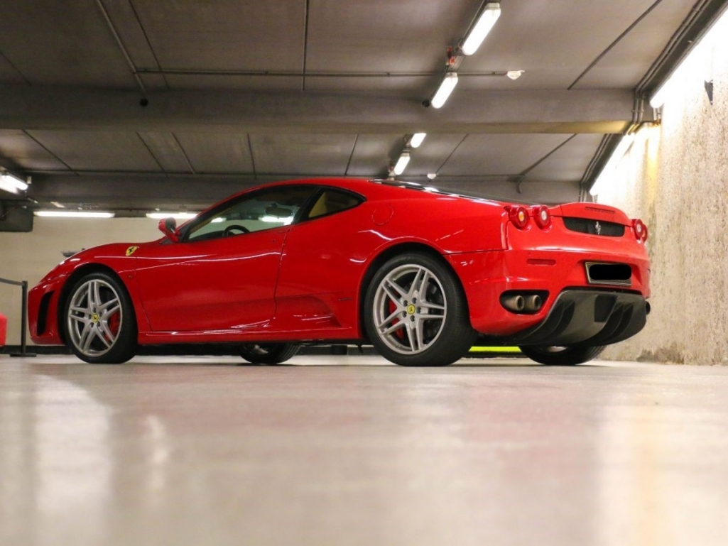 ferrari-f430-v8-f1-122384773.jpg