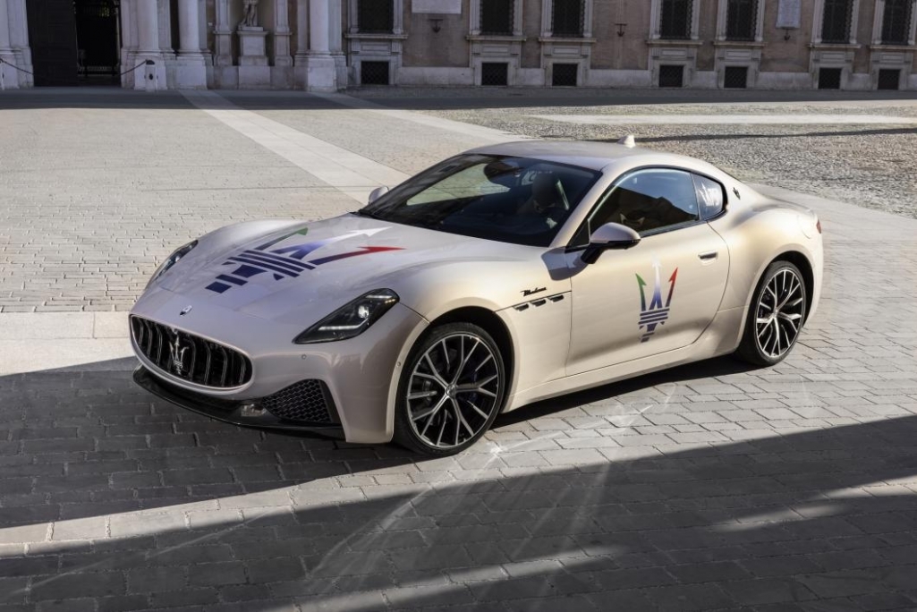 maserati-granturismo-2022.thumb.jpg.9438d7f8dc8599391a8aaf11efaec875.jpg