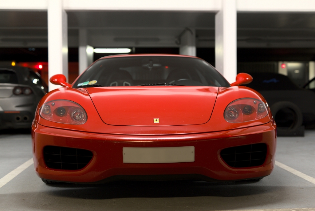 ferrari-360-modena-face-avant.jpg