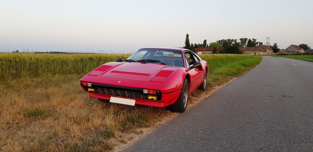 Ferrari-308-Champs.jpg