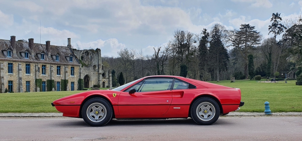 Ferrari-308-Chateau.jpg