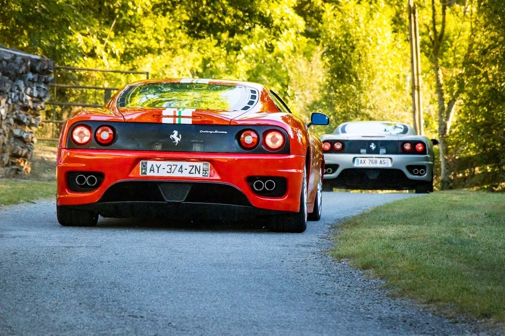 Ferrari 360 Modena Grigio Back V8.jpg