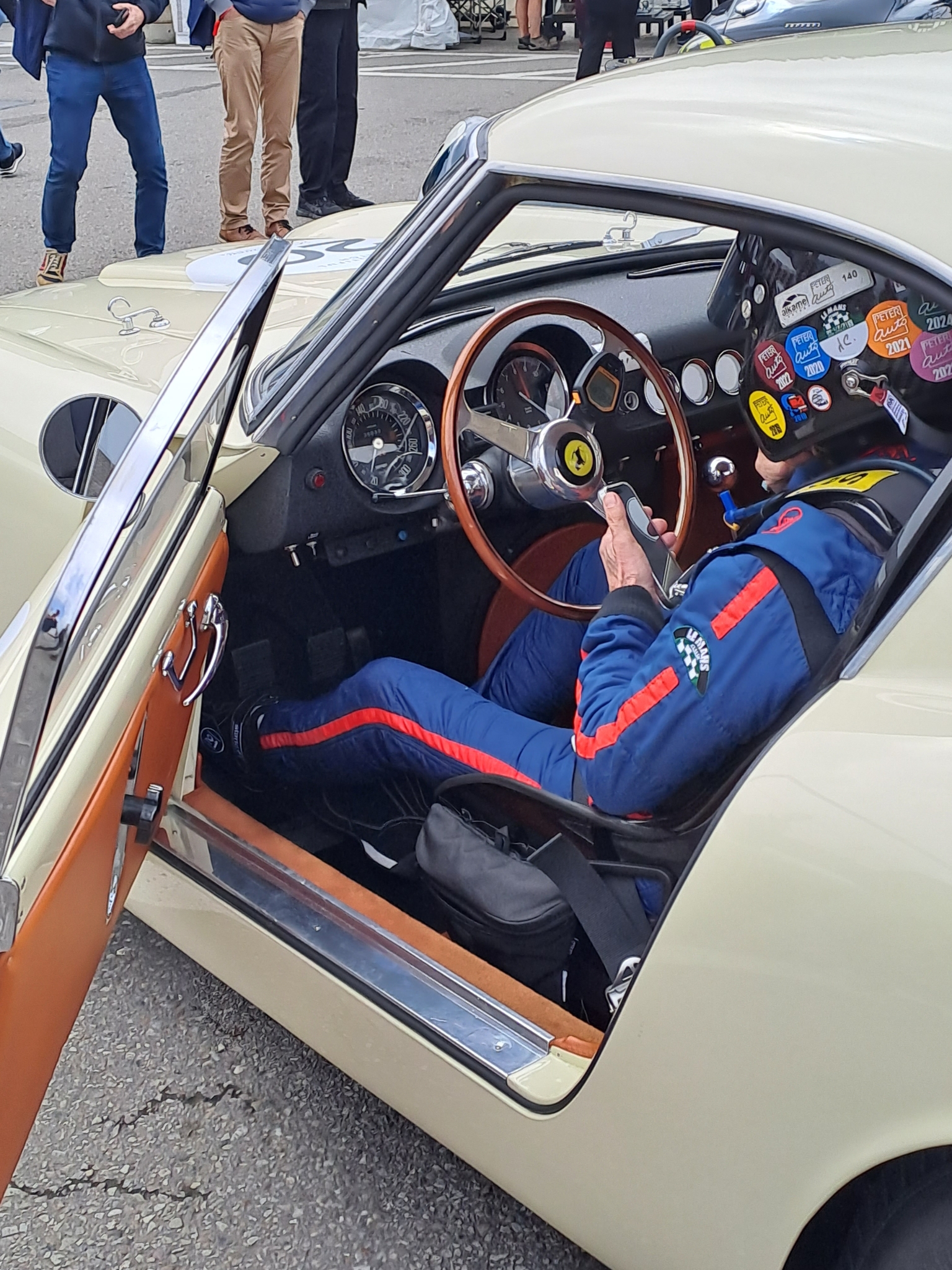 250GT_Dumoulin_b (3).jpg