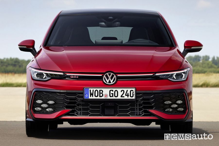 Volkswagen-Golf-GTI-2024-4.jpg.50f53afd22f0e3611d1307ca3501e014.jpg