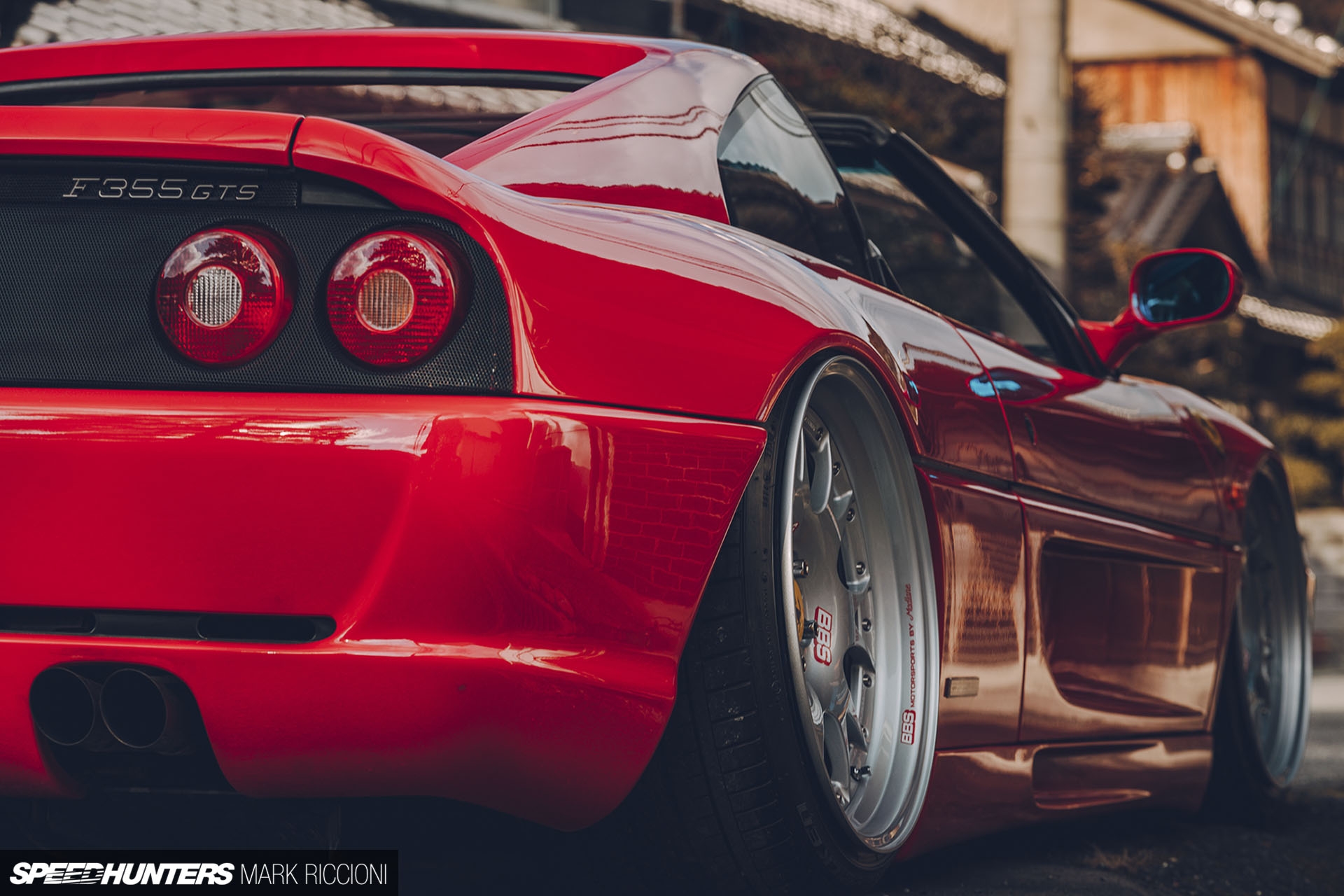 2019-Ferrari-F355-CrossGlow-by-Mark-Riccioni-Speedhunters-78.jpg.d4e2699cc1fb2bc7848271a4801151c6.jpg