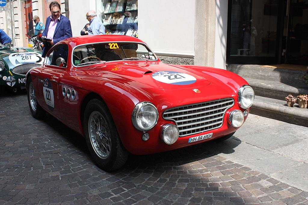Abarth-Cisitalia-Vignale.jpg