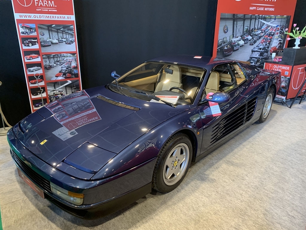 Ferrari-Testarossa-Bleue.jpg
